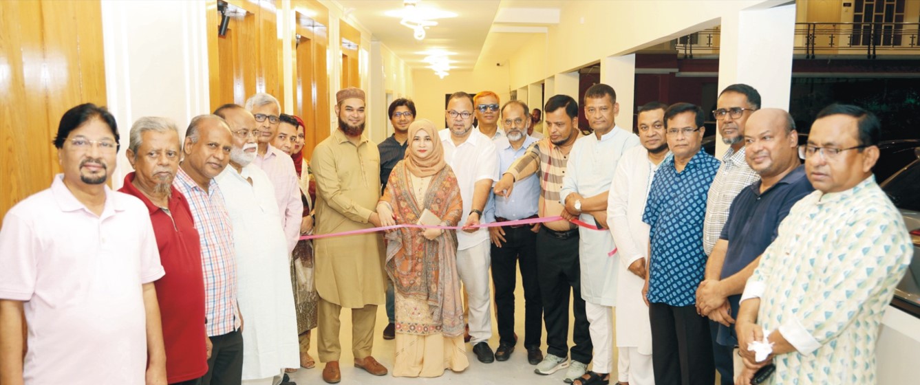  কুমিল্লা ক্লাবের পুন:সংস্কার করা  সুইমিংপুল জিমবারান্দা উদ্বোধন