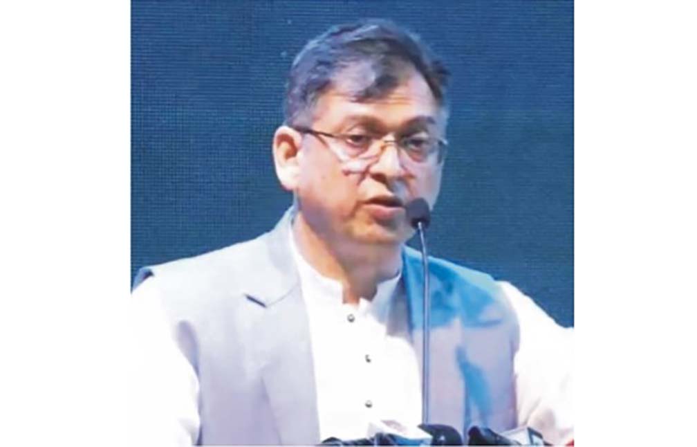   ড. ইউনূস থাকতে  না চাইলে বিকল্প  বেছে নেবে জনগণ : সালাহউদ্দিন আহমেদ
