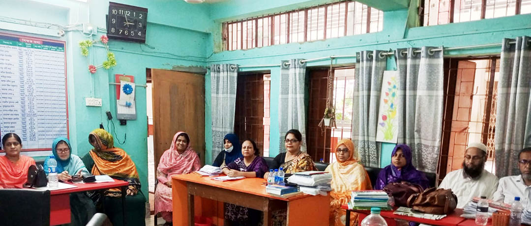 ১১তম গ্রেড, উচ্চতর গ্রেড ও শতভাগ পদোন্নতির দাবিতে মাঠে শিক্ষকরা