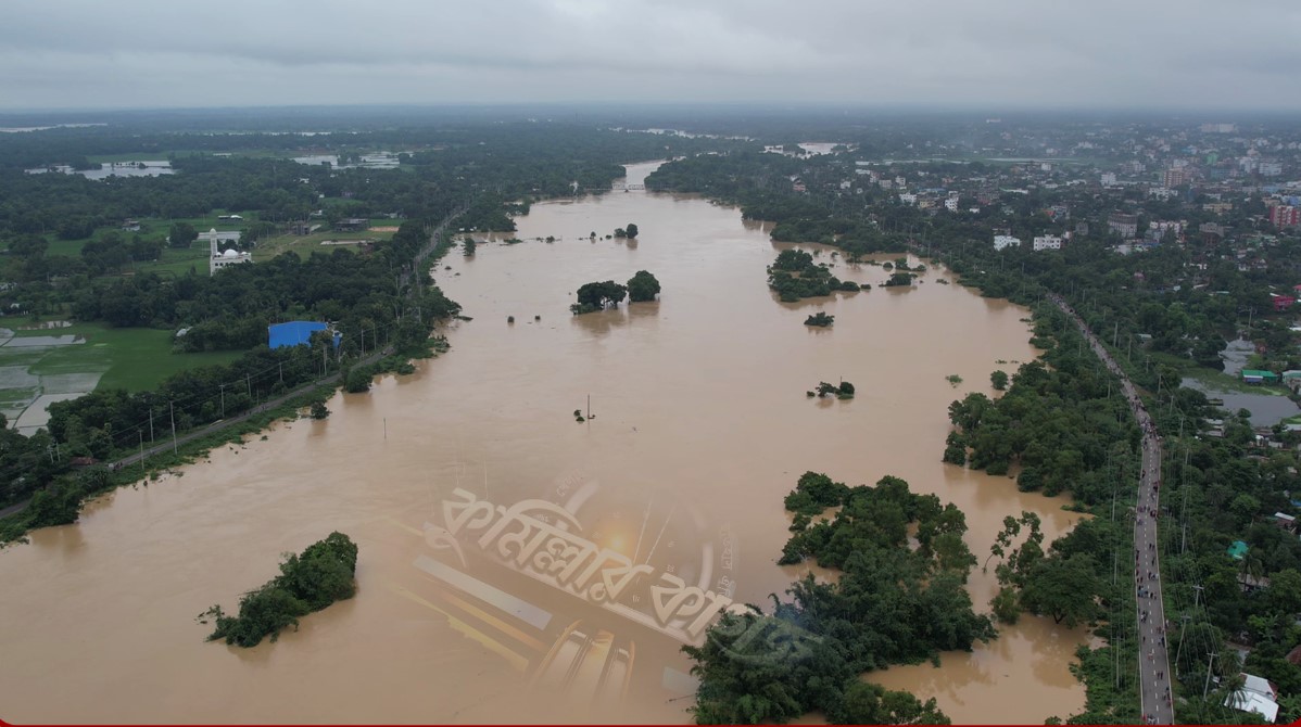 গোমতীর পানি বিপৎসীমা অতিক্রমের শঙ্কা, ৬ জেলায় বন্যার আভাস