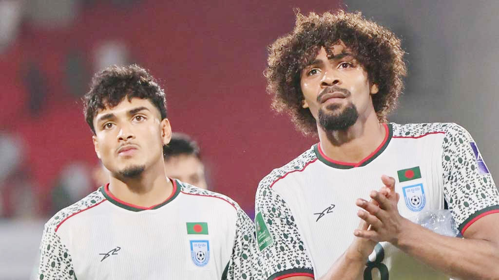  হামজা-শোমিতদের রাত কেটেছে বিষণ্ণতায়