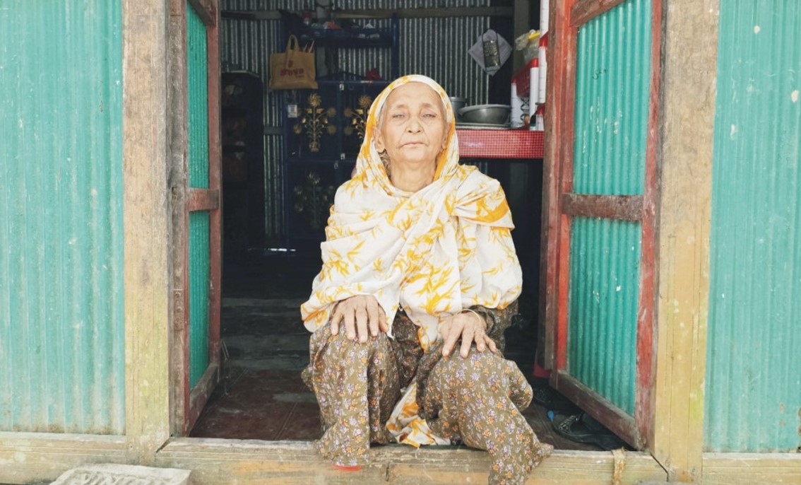 বৃদ্ধা সুফিয়া বেগমের ঈদ রুপ নিয়েছে বিষাদে