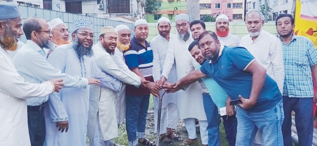   টমছমব্রীজে পীস্ এম আলী আজম  টাওয়ার পাইলিংয়ের শুভ উদ্বোধন