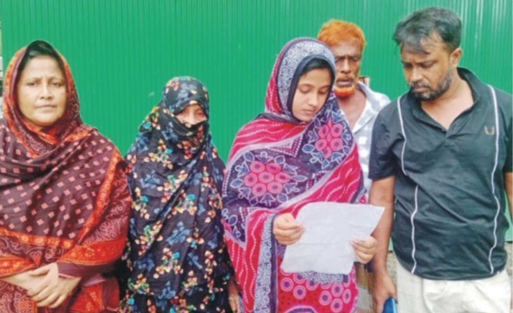  বরুড়ায় মালিকানা জায়গার মাটি  কেটে ইটভাটায় বিক্রির অভিযোগ