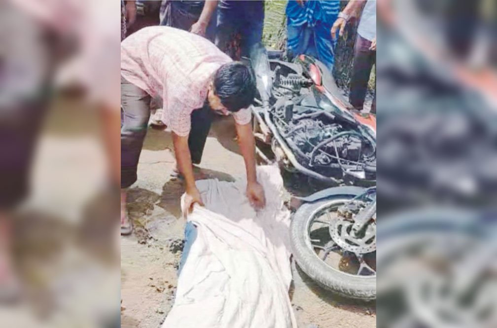  কুমিল্লায় ট্রাক চাপায় মোটরসাইকেল  আরোহীর মৃত্যু, স্ত্রী হাসপাতালে