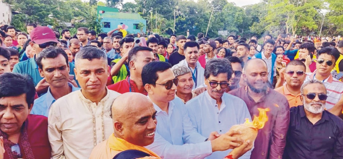 সোহার্দ্যপূর্ণ সম্পর্কই উপহার  দিতে পারে সম্প্রীতির  কুমিল্লা- হাজী ইয়াছিন 