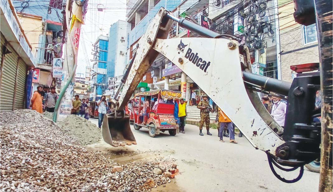   কুমিল্লা সিটি  কর্পোরেশনের উচ্ছেদ অভিযান