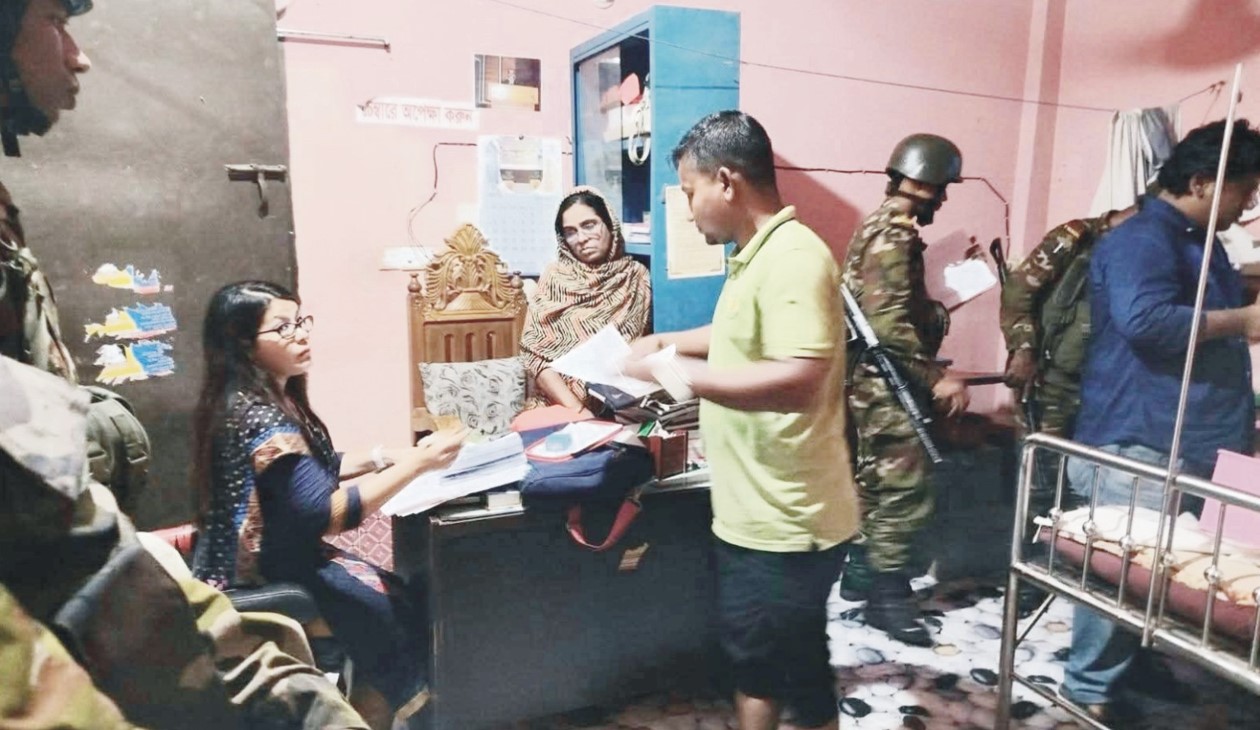   লালমাইয়ে ভুয়া চিকিৎসককে এক লক্ষ টাকা জরিমানা 