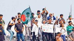  সাকিবের প্ল্যাকার্ড নিয়ে স্টেডিয়ামে যাওয়া যাবে?