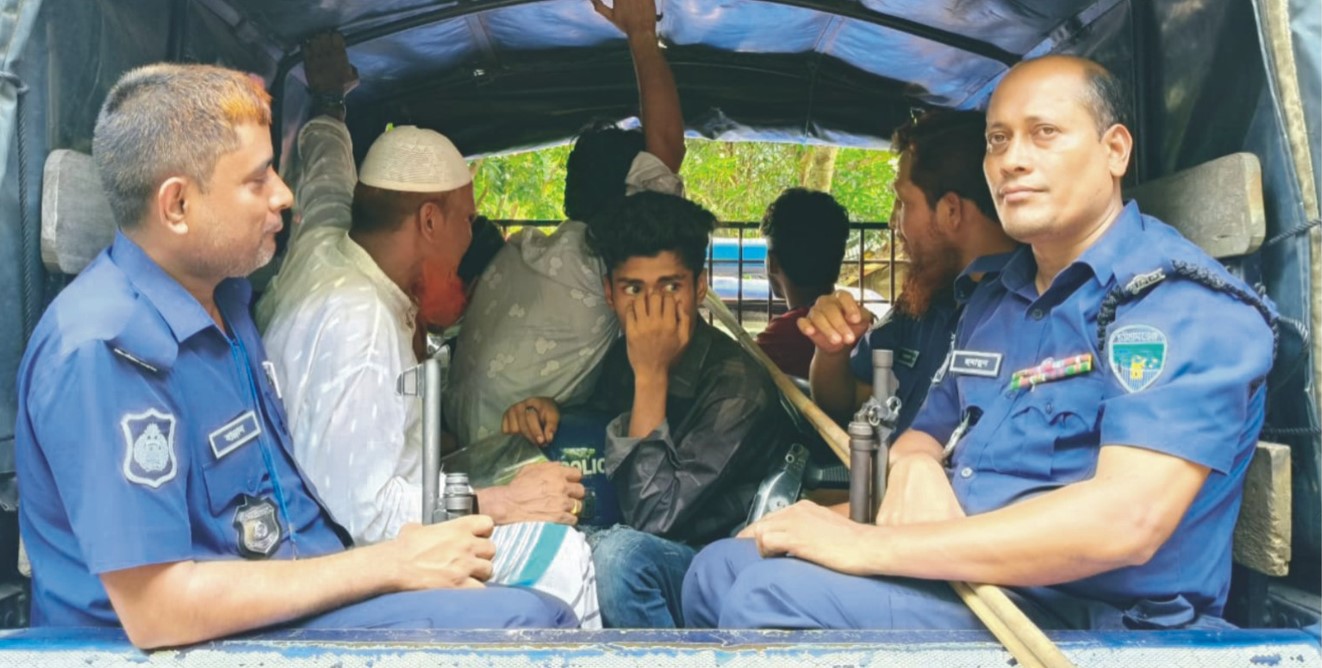   আধিপত্য নিয়ে তিতাসে আওয়ামী  লীগের দুই গ্রুপে উত্তেজনা আটক-৭ 