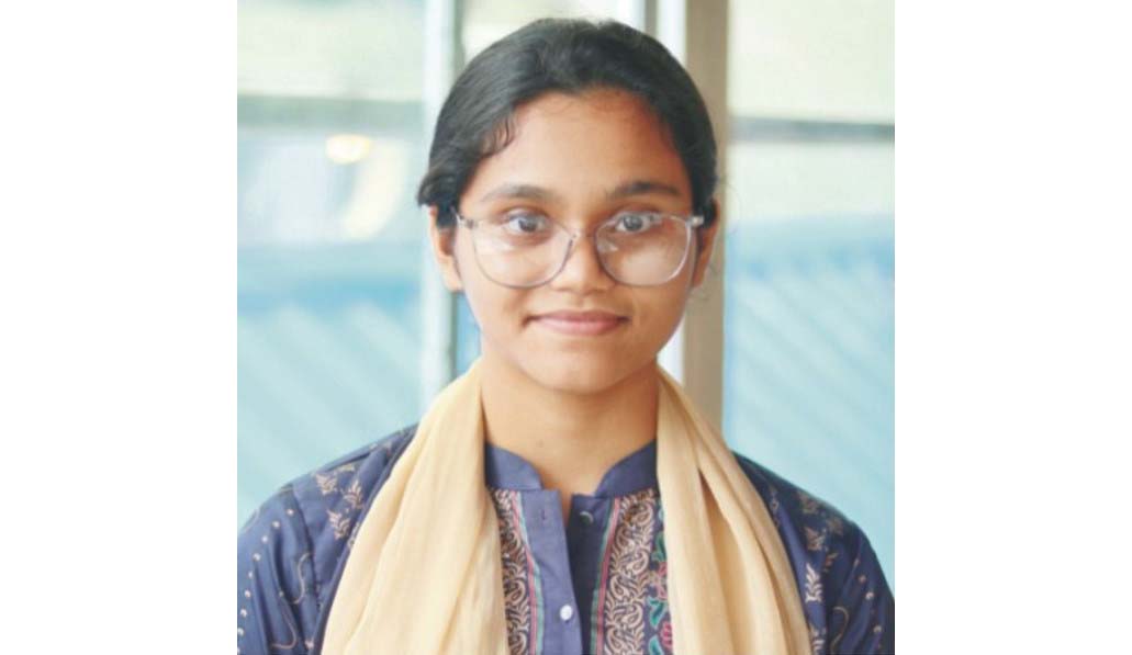 এসএসসিতে ১২৬৪ নম্বর পেয়ে  বোর্ড সেরা কুমিল্লার অনামিকা