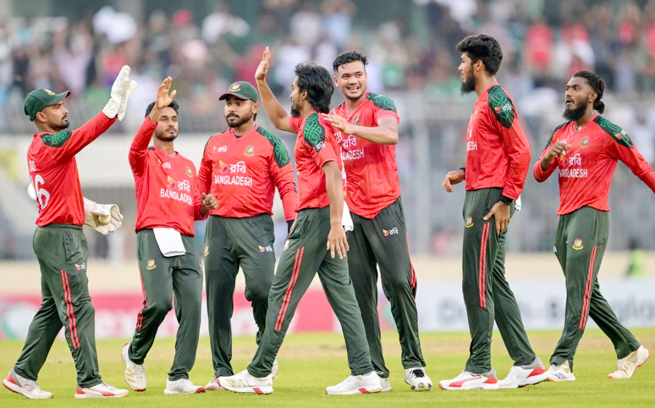   বাংলাদেশের কাছে পাত্তাই পেল না পাকিস্তান