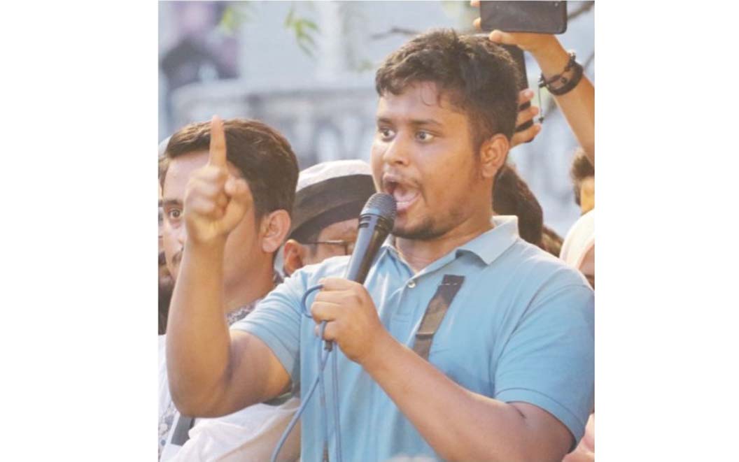    ঢাকার আগুনে আলু পোড়াদিয়ে  খেতে চেয়েছিলআওয়ামী লীগ  : হাসনাত আবদুল্লাহ