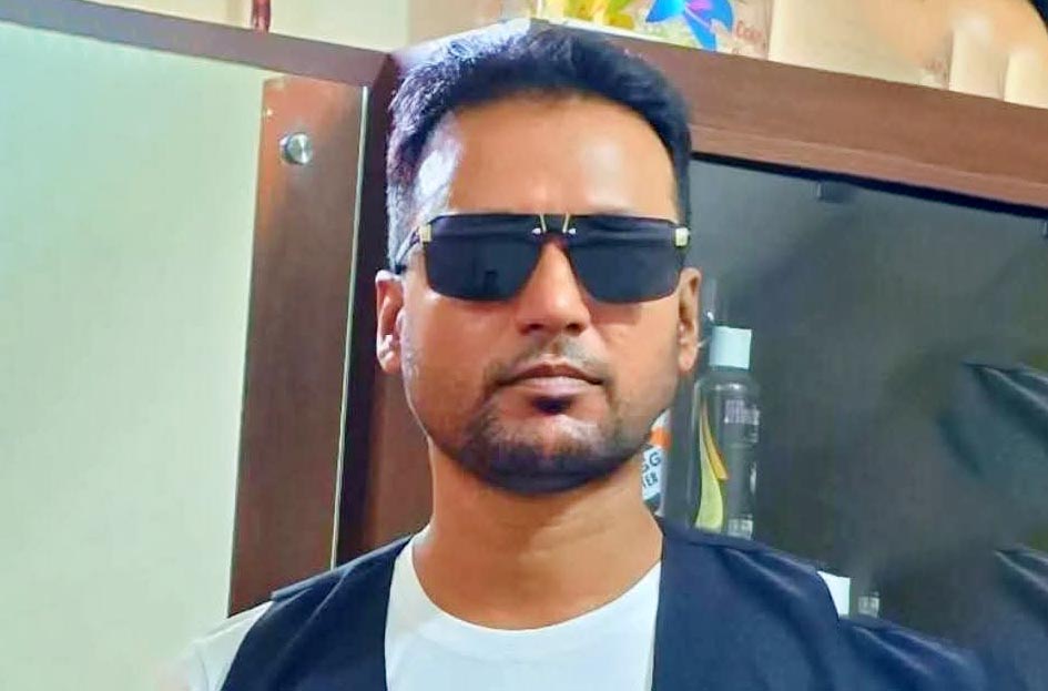 কুমিল্লার গৌরীপুরে ২৩ মামলার আসামি মামুনকে কুপিয়ে হত্যা