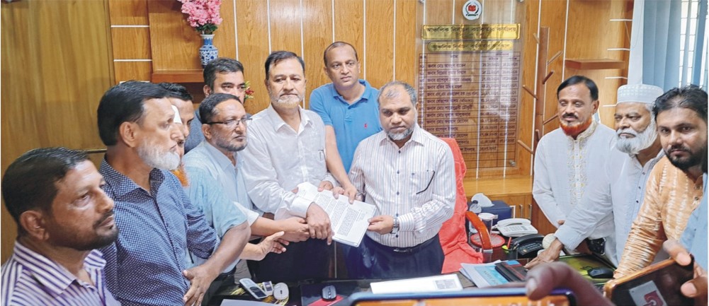  সাবেক কুমিল্লা-৯ নির্বাচনী এলাকা  পুনর্বহাল করা না হলে মহাসড়ক ও  রেলপথ অবরোধের ঘোষণা