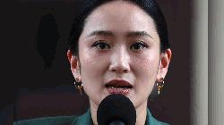 ক্ষমতাচ্যুত  থাইল্যান্ডের  প্রধানমন্ত্রী