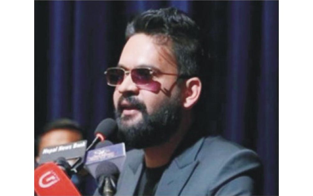    অন্তর্বর্তী প্রধানমন্ত্রী  হওয়ার আলোচনায় কে এই তরুণ?