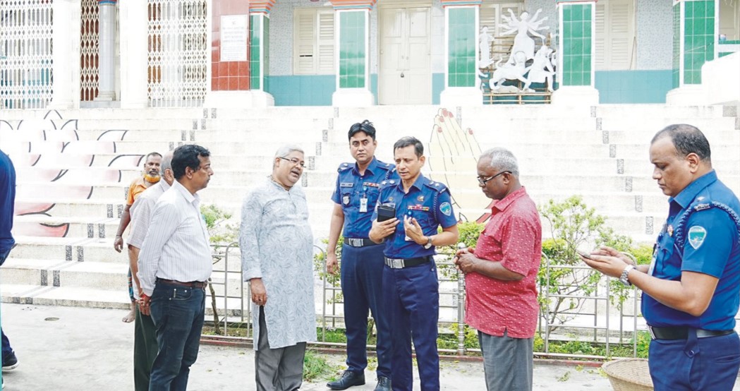   কুমিল্লায় পূজার প্রস্তুতিকালীন নিরাপত্তা পরিদর্শনে পুলিশ সুপার