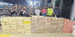   কুমিল্লায় কর্ণফুলী এক্সপ্রেস ট্রেন  থেকে ১ কোটি ৩৭ লাখ টাকার  ভারতীয় আতশবাজি জব্দ