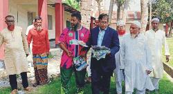  লালমাইয়ের বাগমারা বাজারে বিএনপির  ৩১ দফা বাস্তবায়নে লিফলেট বিতরণ