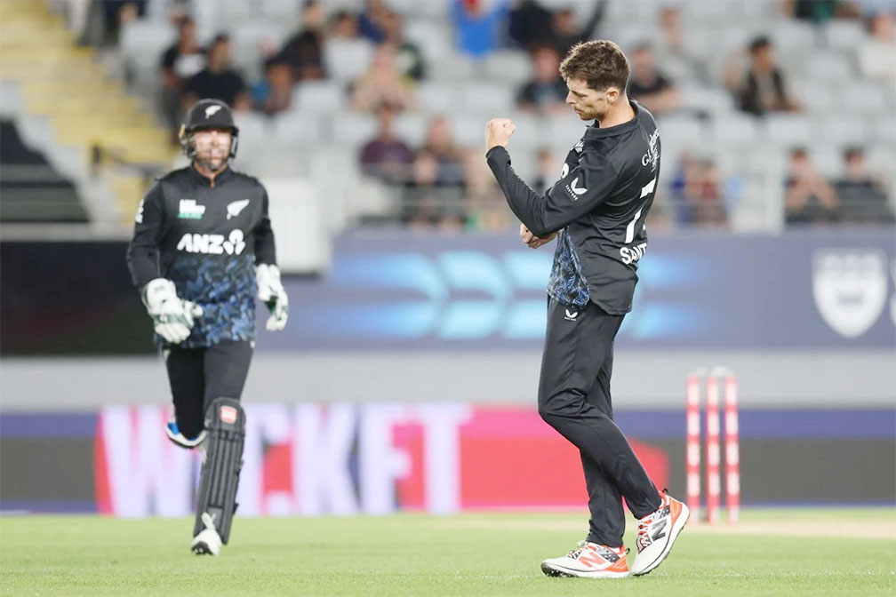 পাওয়েল-শেফার্ড ঝড়ে সহজ ম্যাচ কঠিন করে জিতল নিউজিল্যান্ড