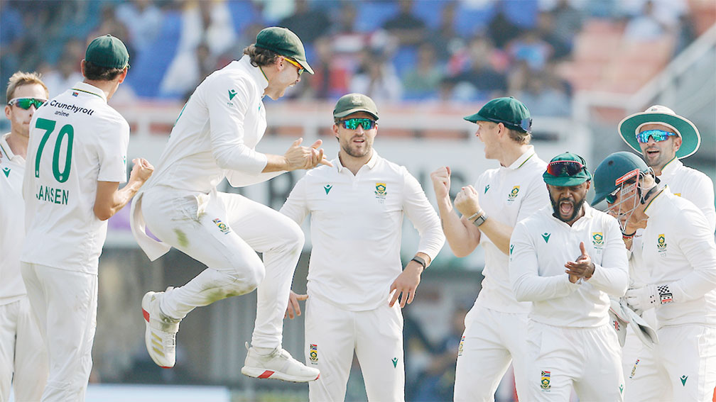 নিজের ফাঁদেই আটকাল ভারত, ১৫ বছর পর প্রোটিয়াদের জয়