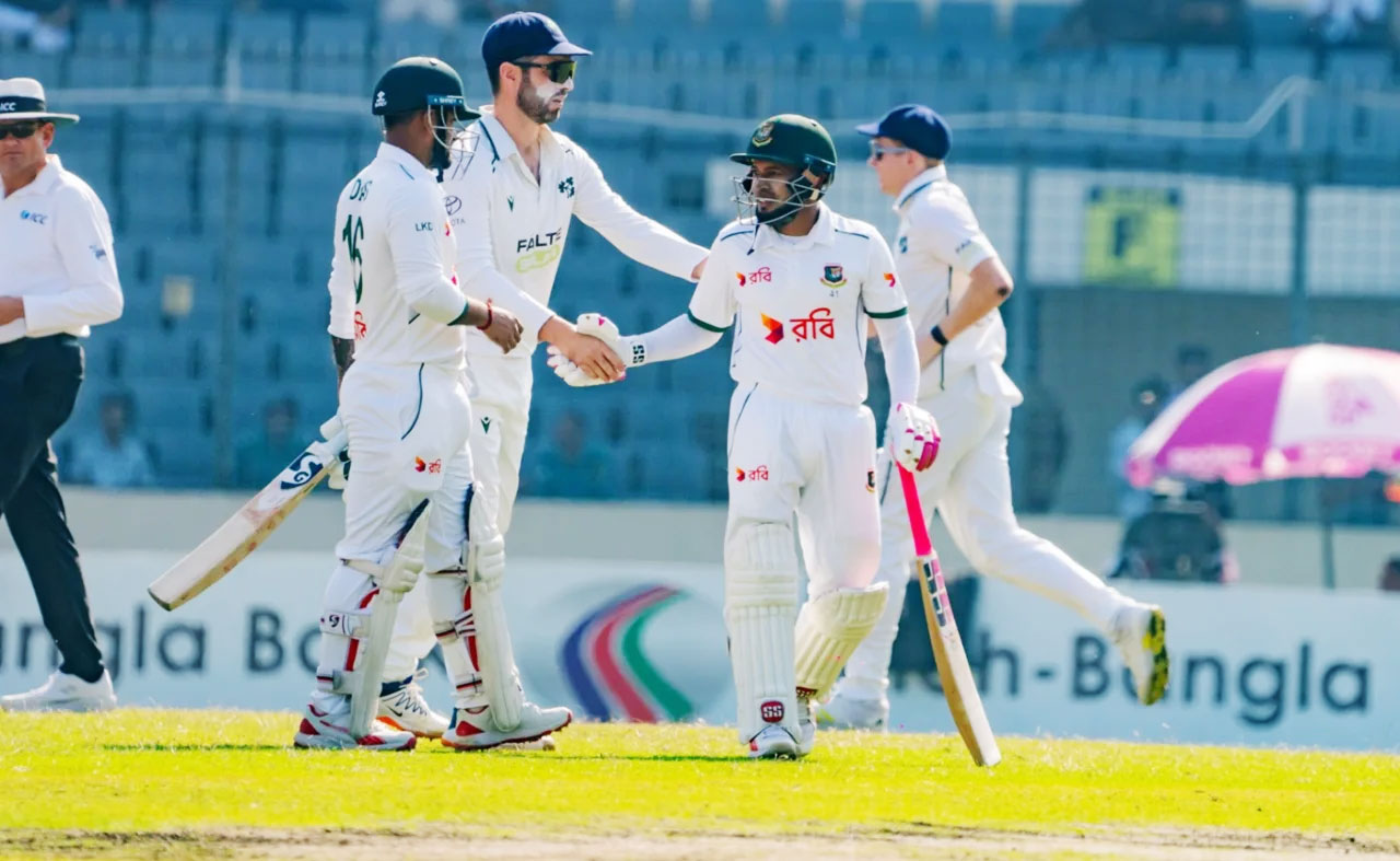  ব্যাটে-বলে দাপট বাংলাদেশের, ফলো অনের শঙ্কায় আইরিশরা