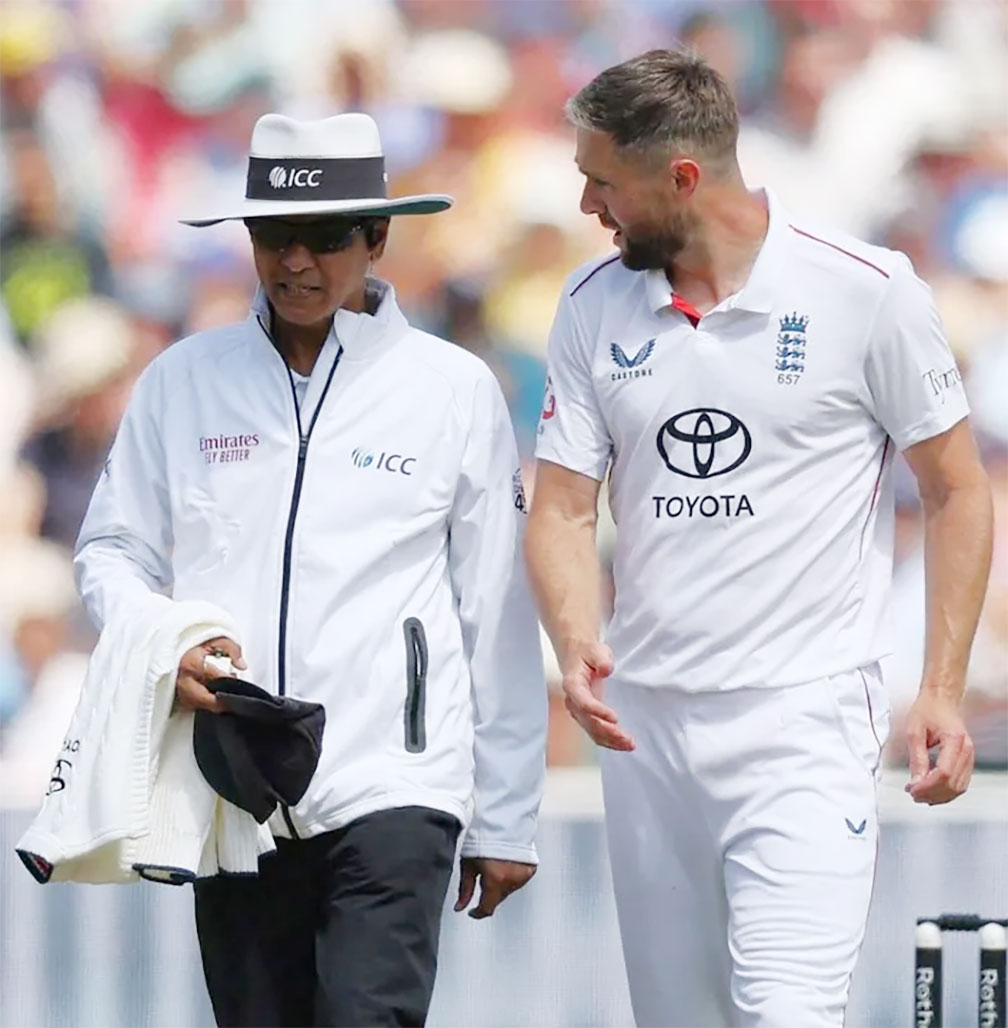  রিভিউয়ে মাঠের সিদ্ধান্ত বদলে অ্যাশেজে আলোচনায় শরফুদ্দৌলা