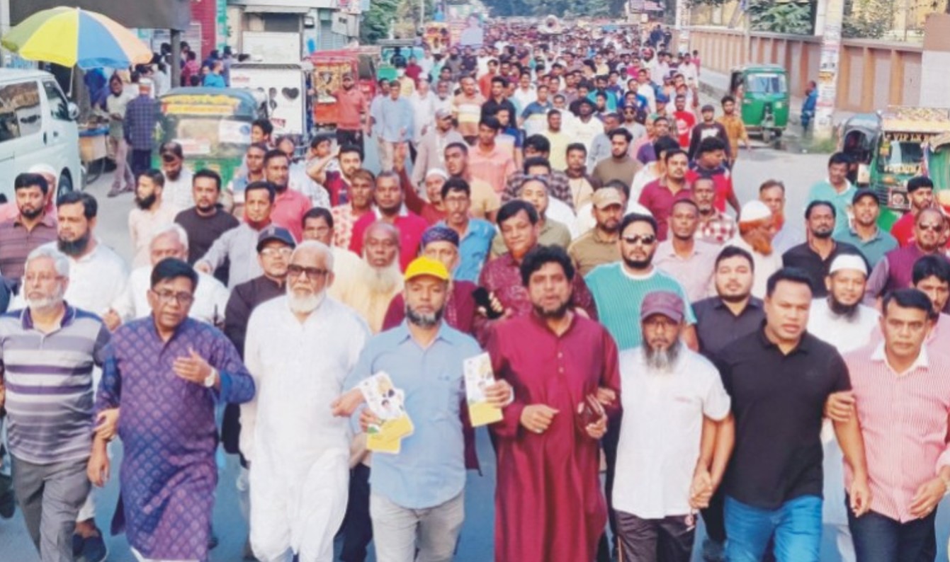 তফসিল ঘোষণার আগেই জমজমাট প্রচারণা কুমিল্লায় 