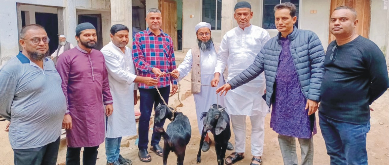  মনিরুল হক চৌধুরীর উদ্যোগে খালেদা জিয়ার রোগ মুক্তি কামনায়  এতিমখানায় খাশি সদকা ও দোয়া 