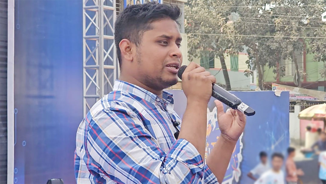    এখনকার জুলুম হাসিনার জুলুমের সঙ্গে মিলে যাচ্ছে : হাসনাত আব্দুল্লাহ 