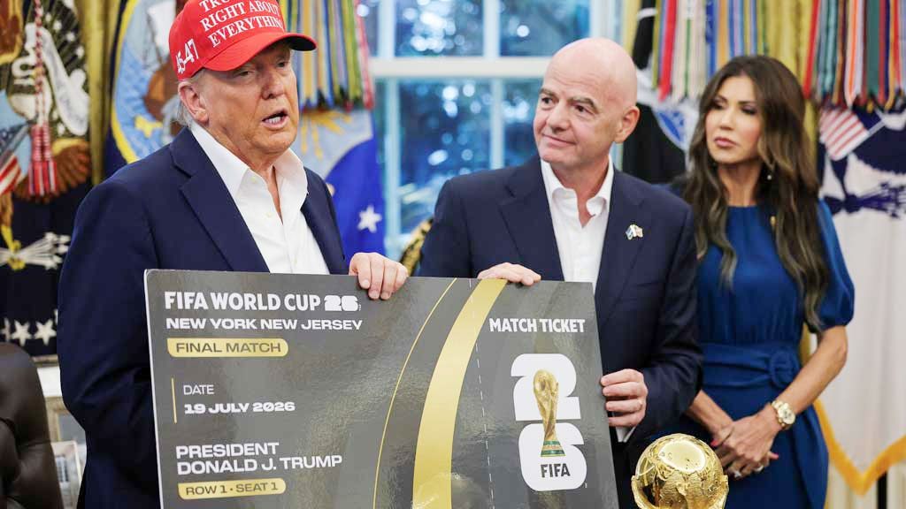 তীব্র সমালোচনার মুখে বিশ্বকাপে ৬০ ডলারের টিকেট ছাড়ল ফিফা