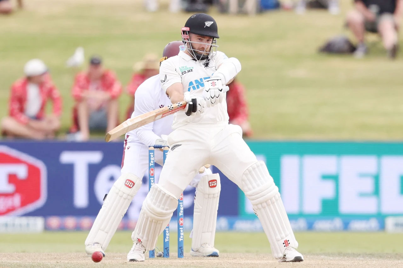 রেকর্ড জয়ে হোয়াইটওয়াশের বৃত্ত পূর্ণ করল নিউ জিল্যান্ড