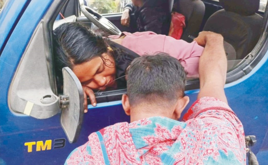 ‘দুর্ঘটনার আগে বাস চালকের সঙ্গে যাত্রীদের ঝগড়া হয়’