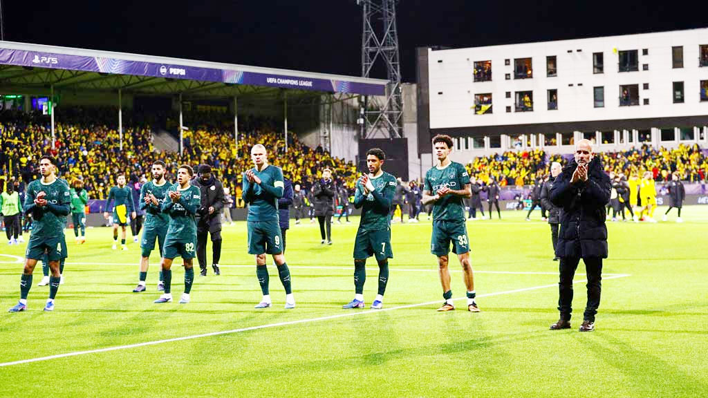 ম্যাচ হেরে সমর্থকদের টিকেটের অর্থ ফেরত দিচ্ছে সিটি