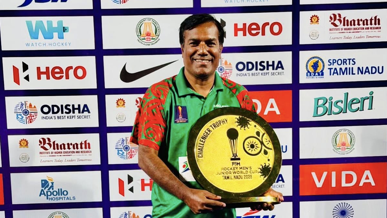 হকি দলে নতুন হেড কোচ, এবারও দলে নেই জিমি