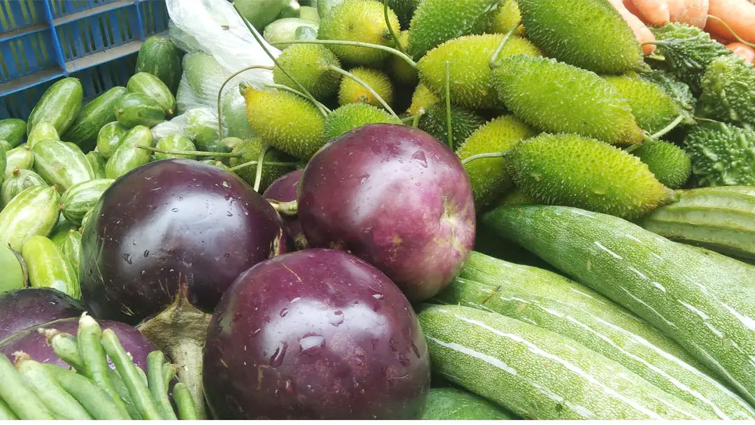 চড়া সবজির বাজার, বেশিরভাগের দাম ১০০ টাকার বেশি