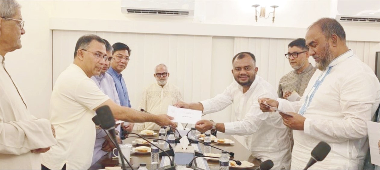 কুসিকের পরিচ্ছন্নতা কর্মীদের জন্য প্রধানমন্ত্রীর ঈদ উপহার ৪১ লাখ ৬০ হাজার টাকা